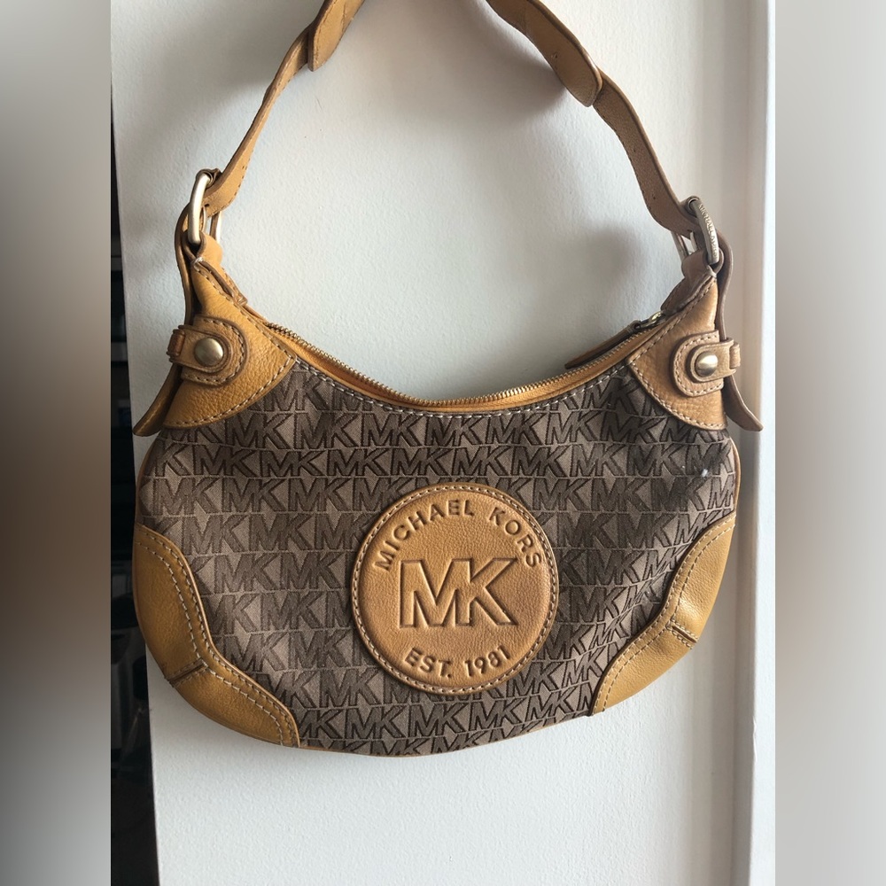 Michael Kors Signature Jacquard Shoulder Purse Saddle Bag